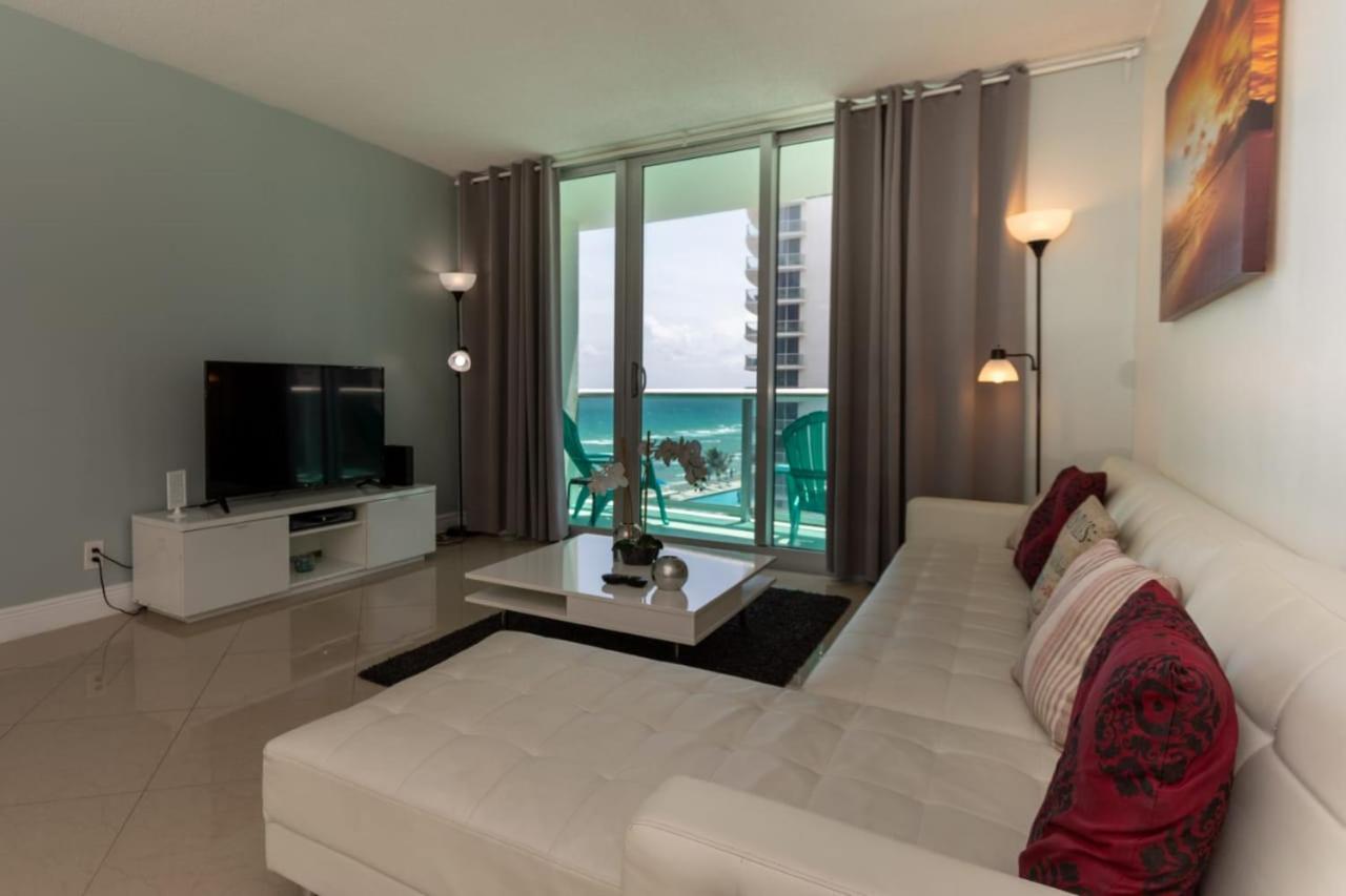 Apartments At Tides Hollywood Exteriér fotografie