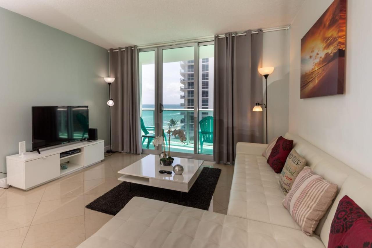 Apartments At Tides Hollywood Exteriér fotografie