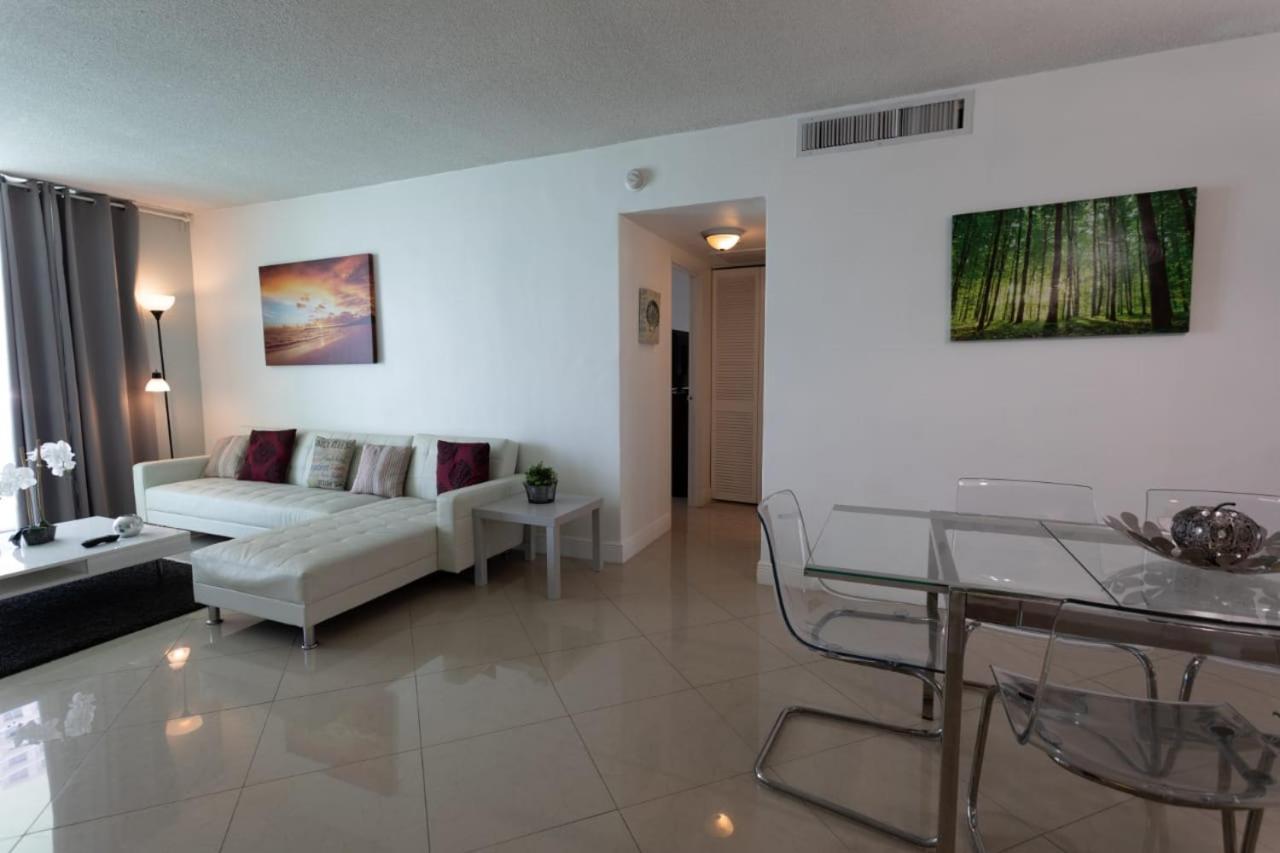 Apartments At Tides Hollywood Exteriér fotografie